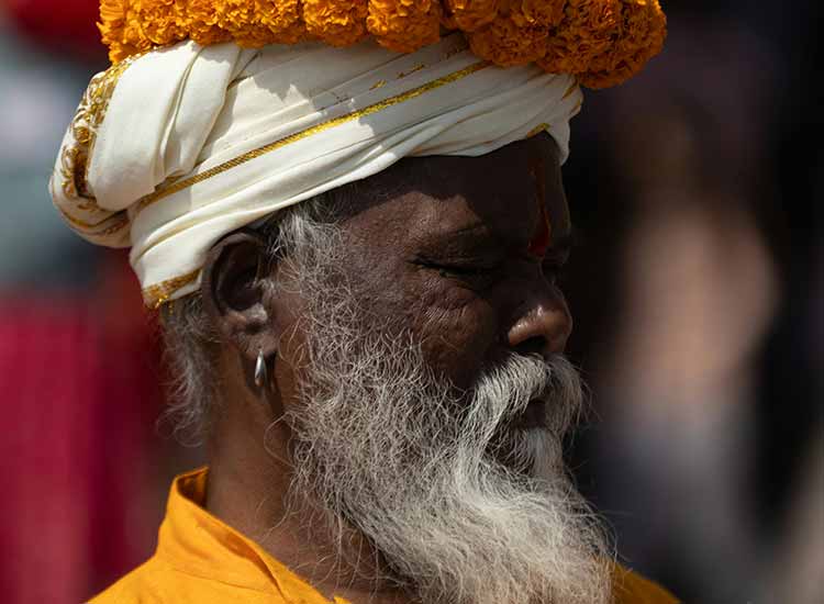 Varanasi-India-Short-Stop